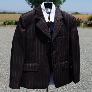 Nice toddler 3 piece suit with tie size 4 EUC